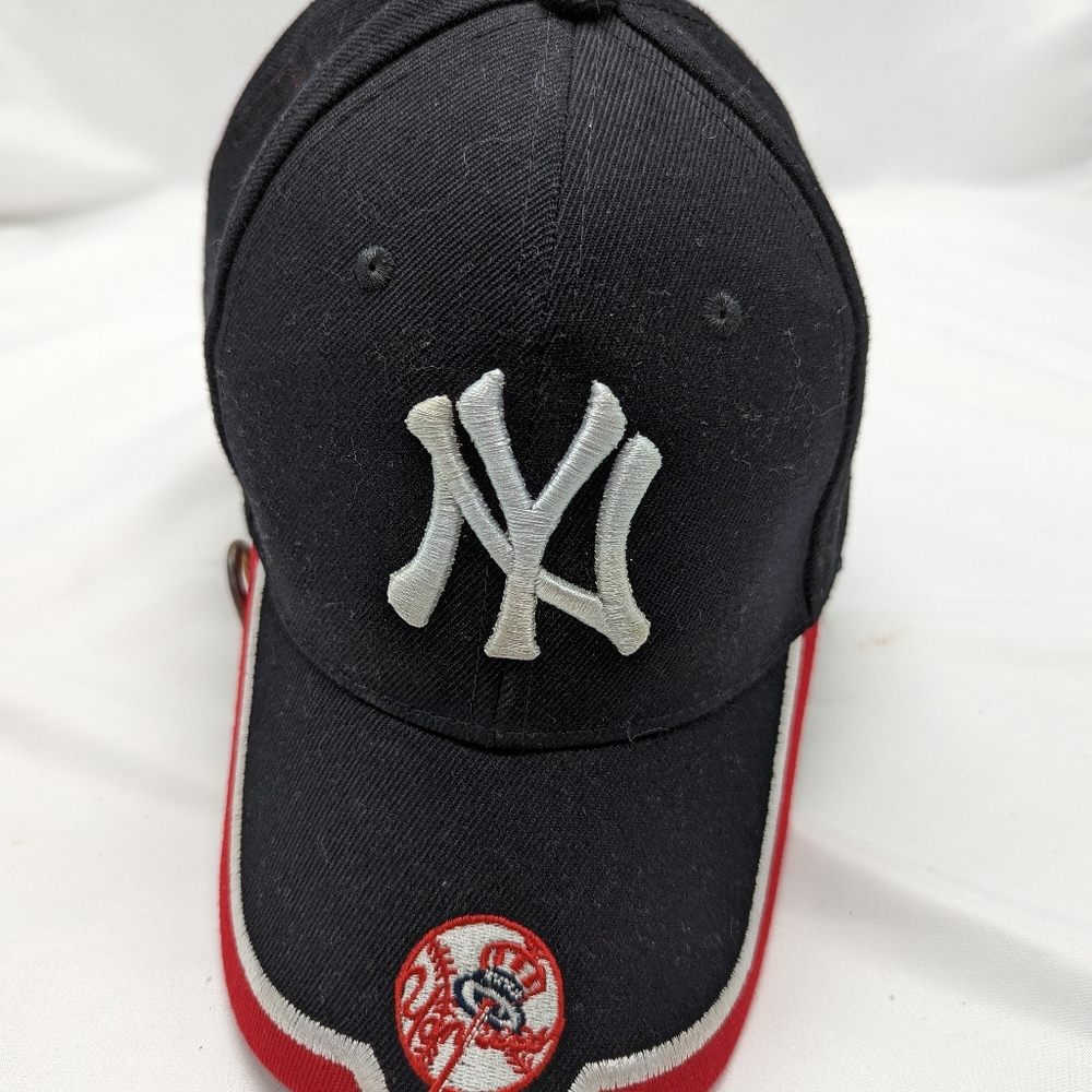 NY Yankees Unisex Adult strap back hat